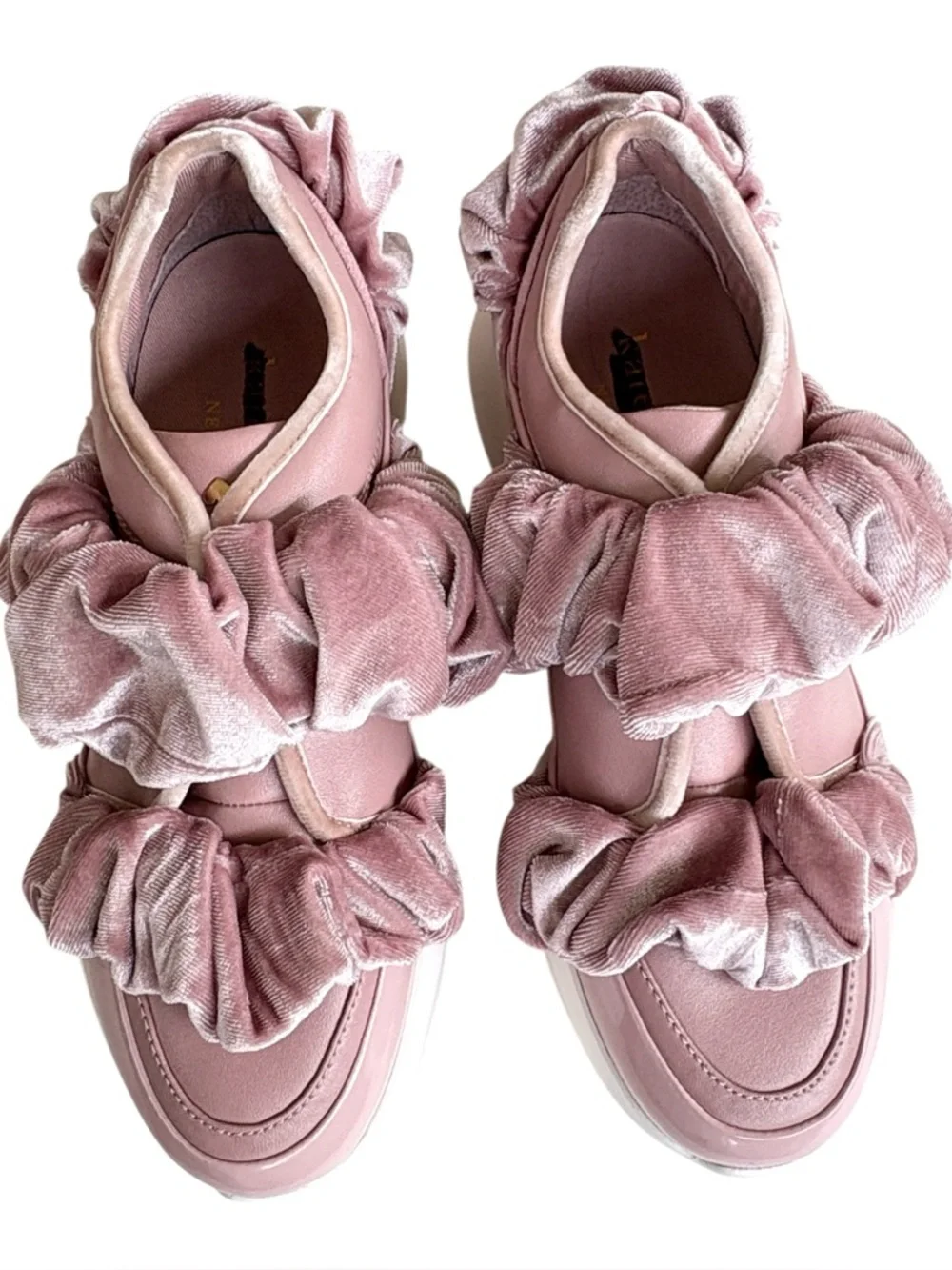 EUC Kate Spade Velvet Scrunchie Sneakers Mauve Size 6.5 - Picture 2 of 8